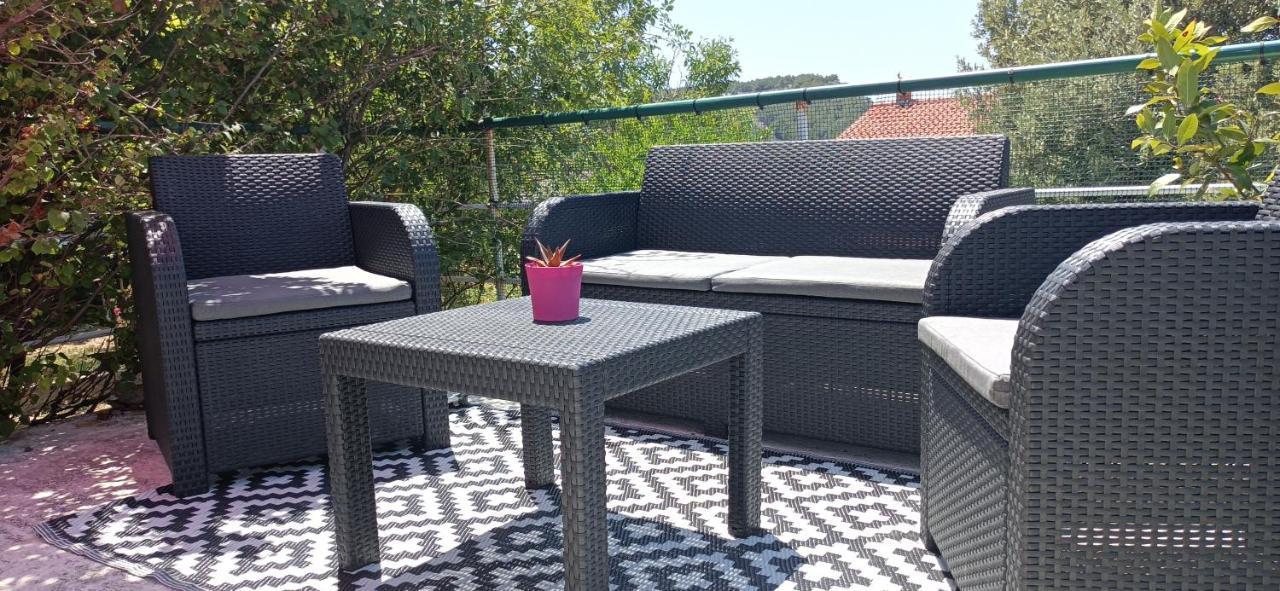 Apartments Mira Lopar Εξωτερικό φωτογραφία