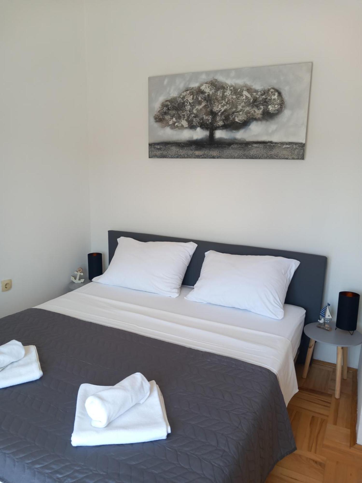 Apartments Mira Lopar Εξωτερικό φωτογραφία