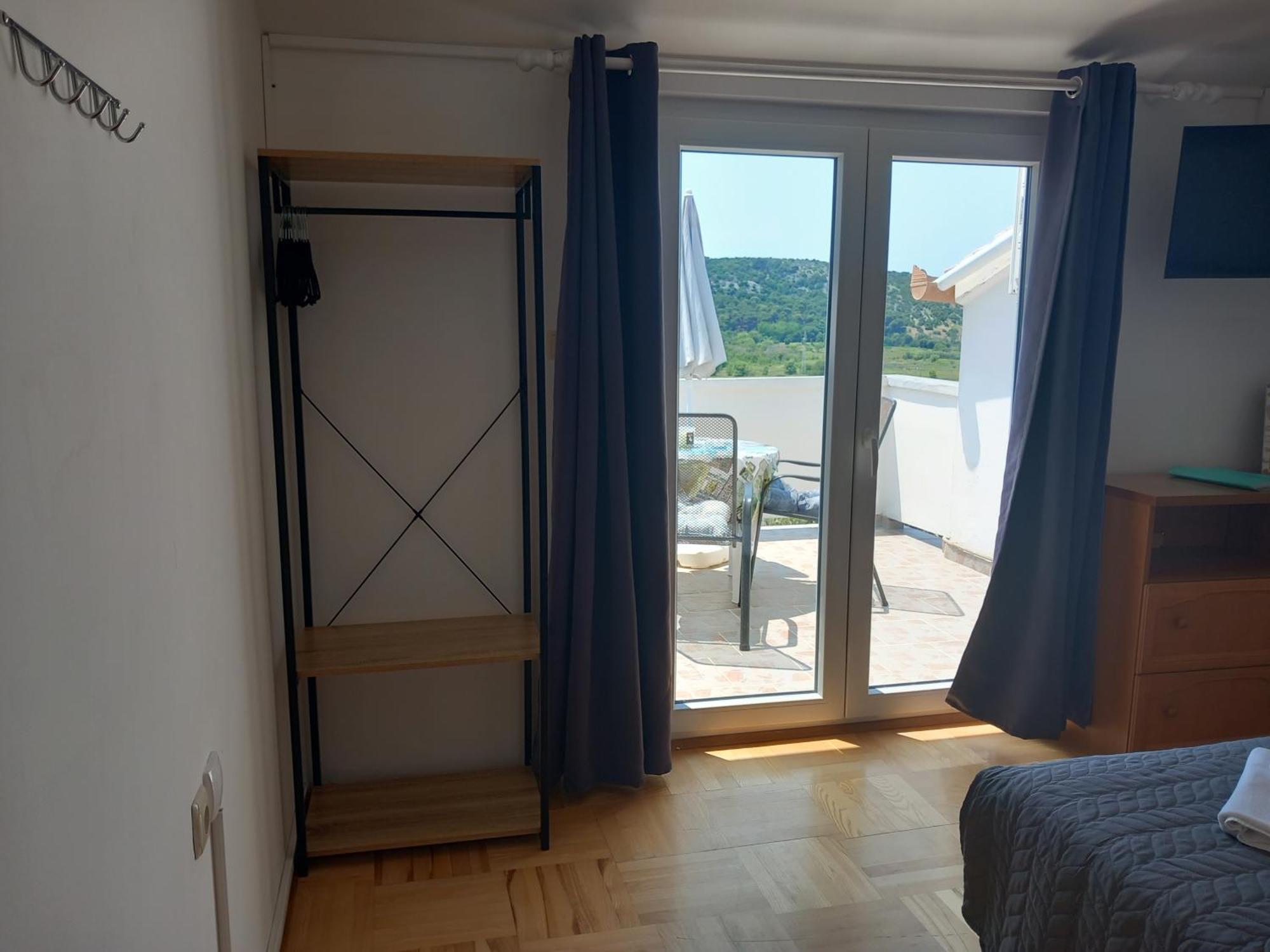 Apartments Mira Lopar Δωμάτιο φωτογραφία