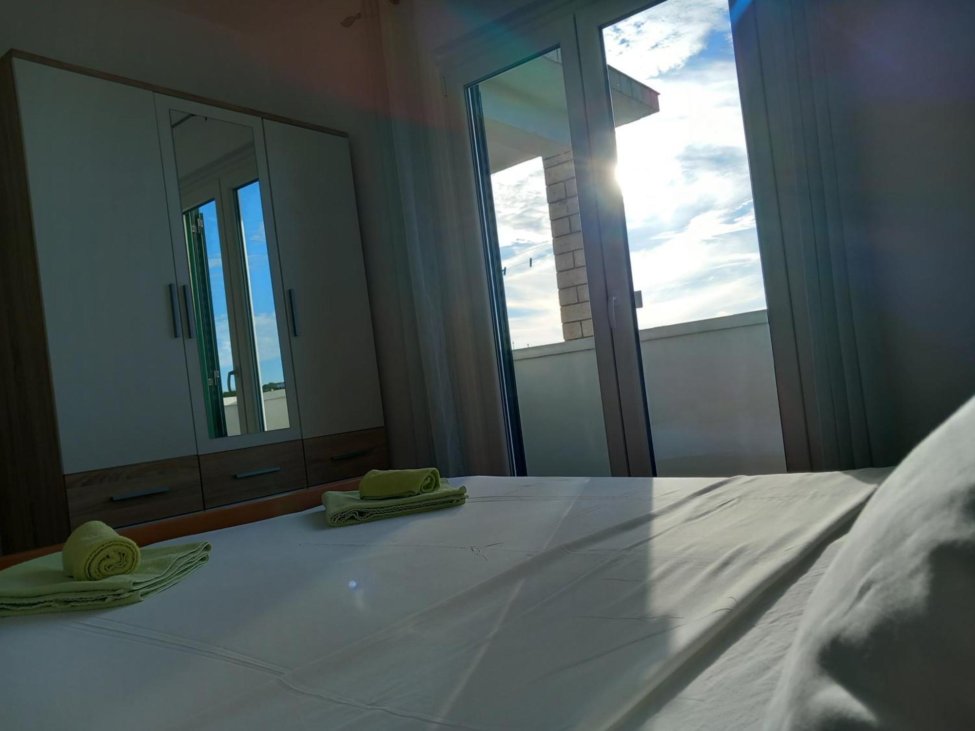 Apartments Mira Lopar Εξωτερικό φωτογραφία